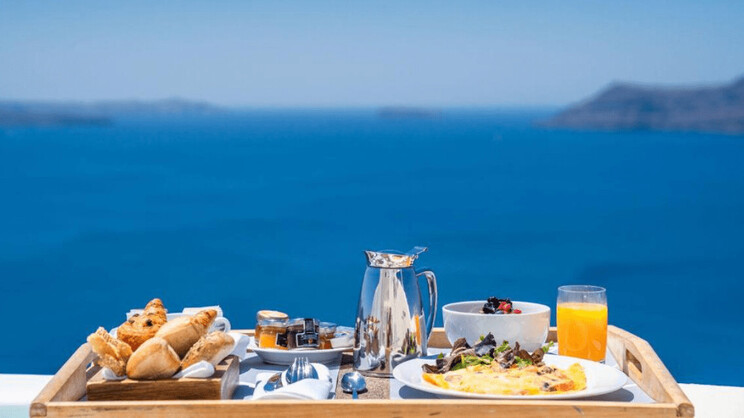 Canaves Oia Suites